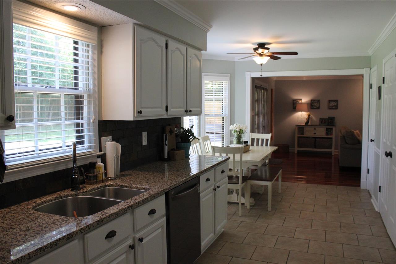288 East Powell Road Collierville, TN 38017 - Photo 7 of 25 Gallery Image 7
