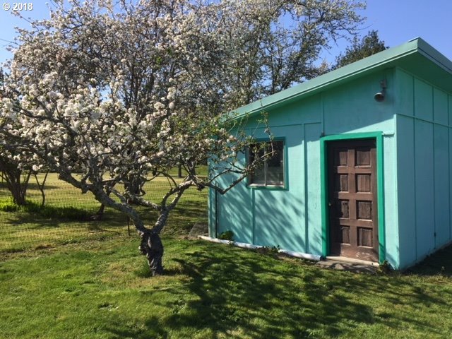2911 Bowman Road Reedsport, OR 97467 - Photo 18 of 24 Gallery Image 18