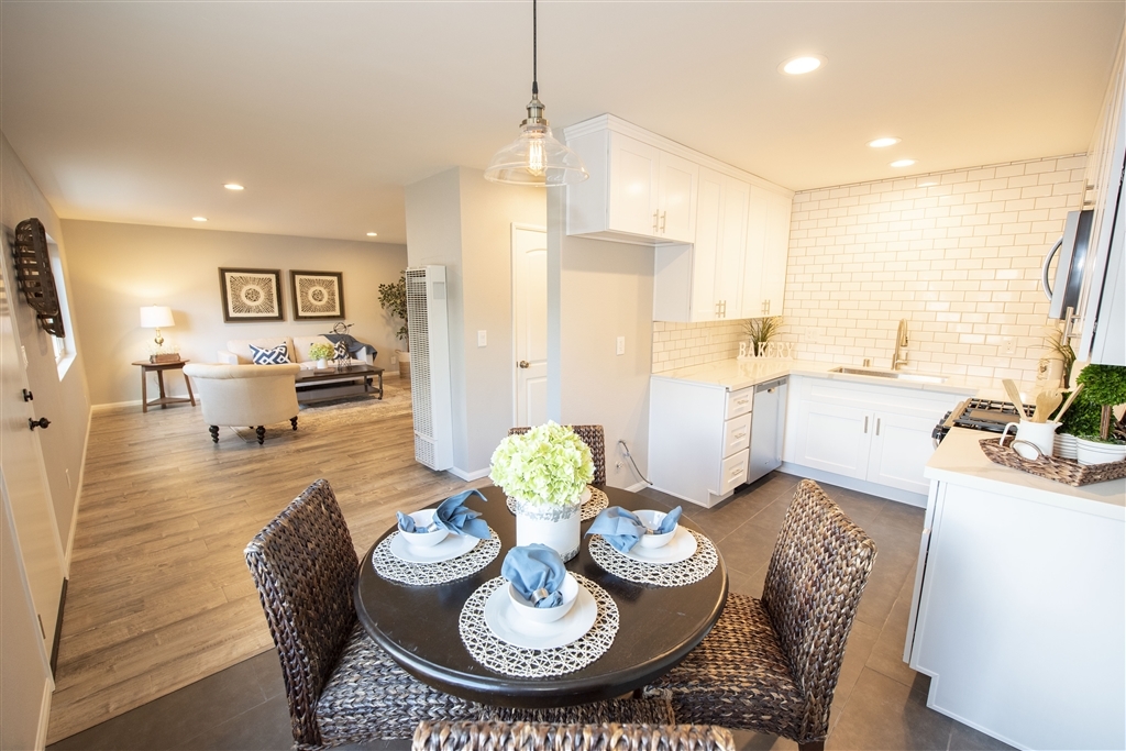 2515 Glebe Road, Unit AB Lemon Grove, CA 91945 - Photo 3 of 25