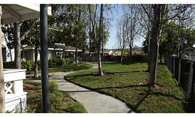 13925 Midland Road Poway, CA 92064 - Photo 15 of 20 Community