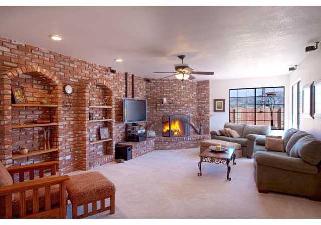 14038 Cheryl Lee Court Lakeside, CA 92021 - Photo 4 of 25