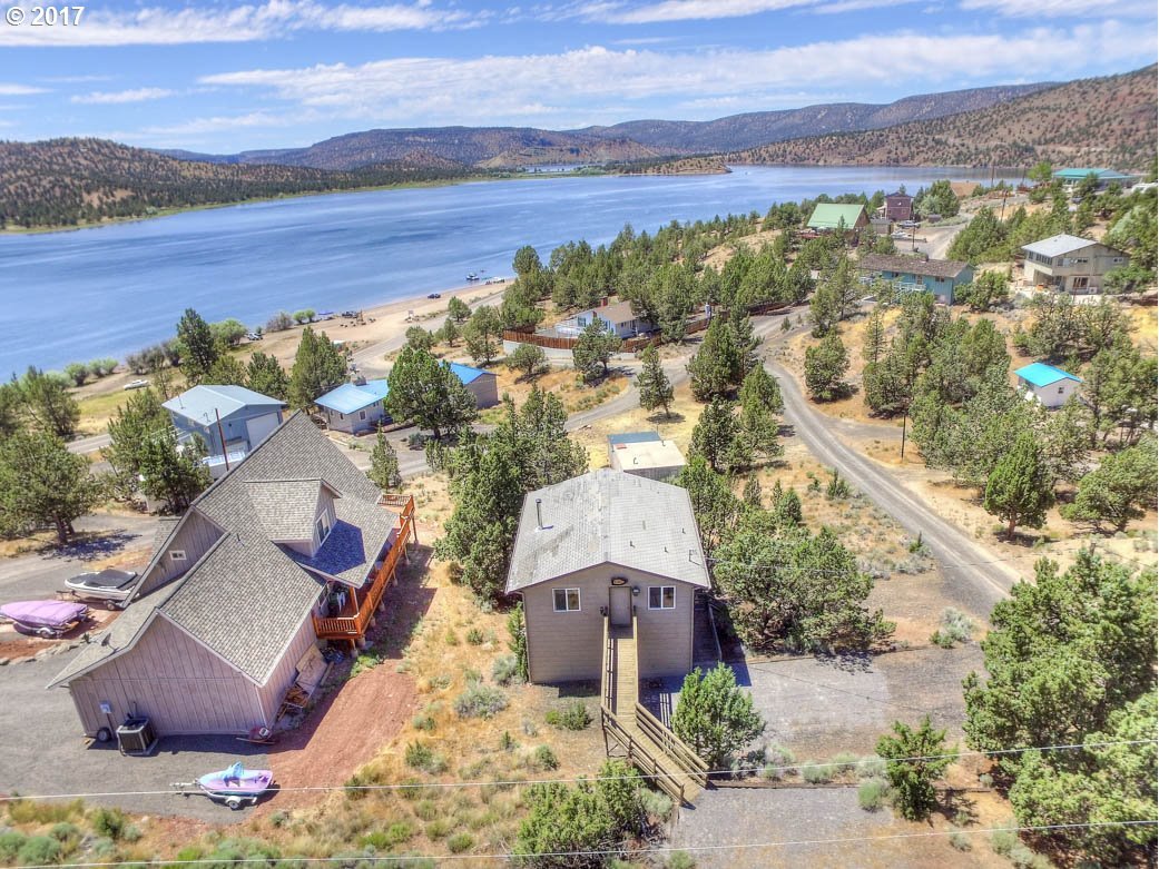 12416 Southeast Vista Loop Prineville, OR 97754 - Photo 12 of 18