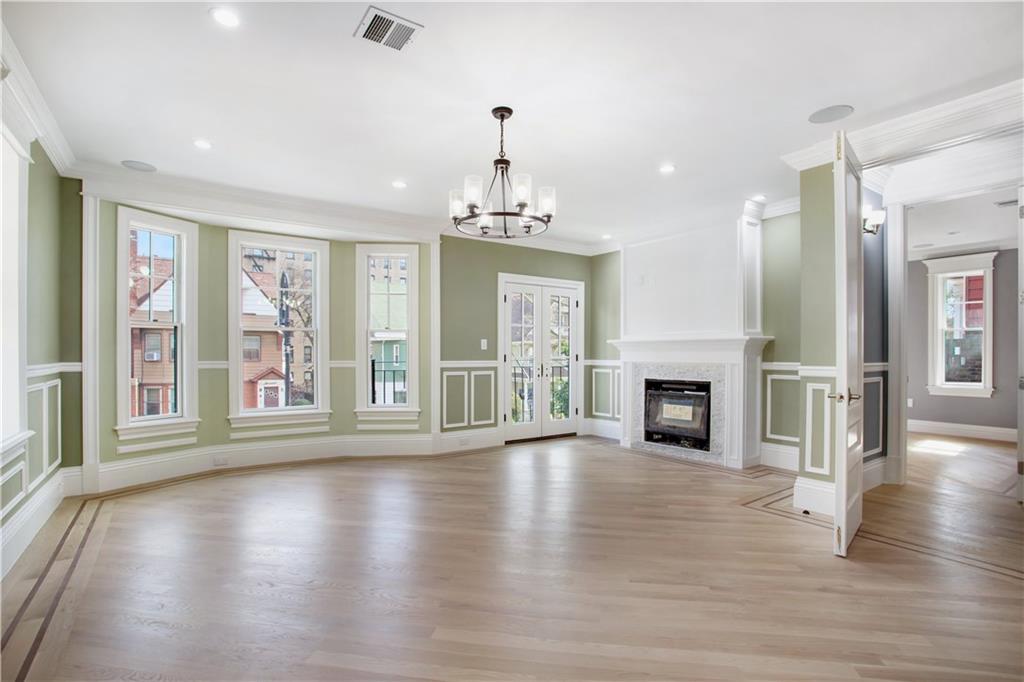 18 Buckingham Road Brooklyn, NY 11226 - Photo 8 of 15