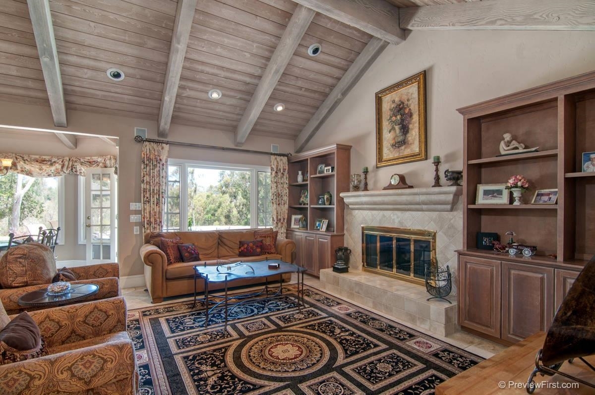 16660 Via Lago Azul Rancho Santa Fe, CA 92067 - Photo 10 of 23 Gallery Image 10