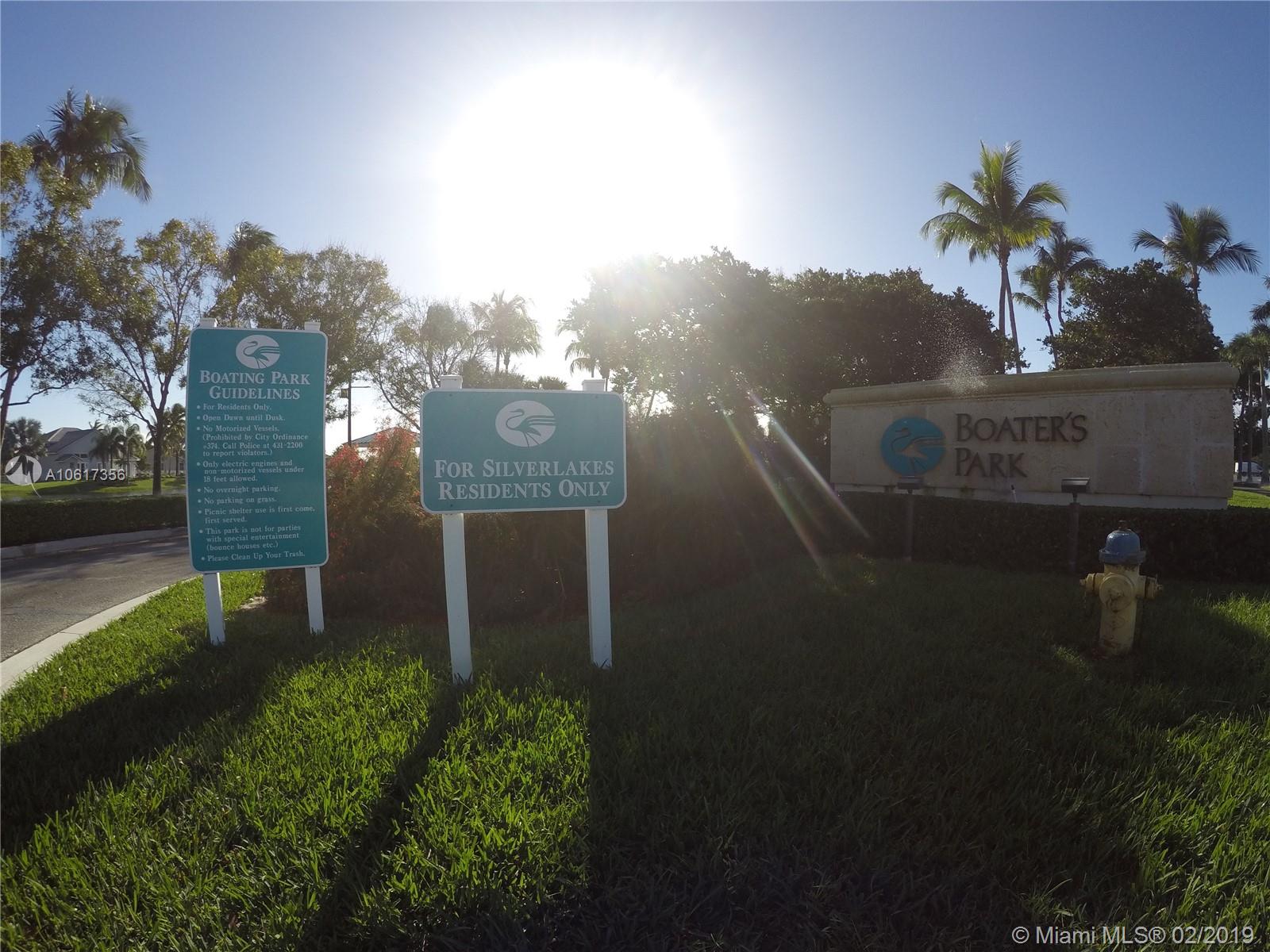 811 Southwest 178th Way Pembroke Pines, FL 33029 - Photo 47 of 51