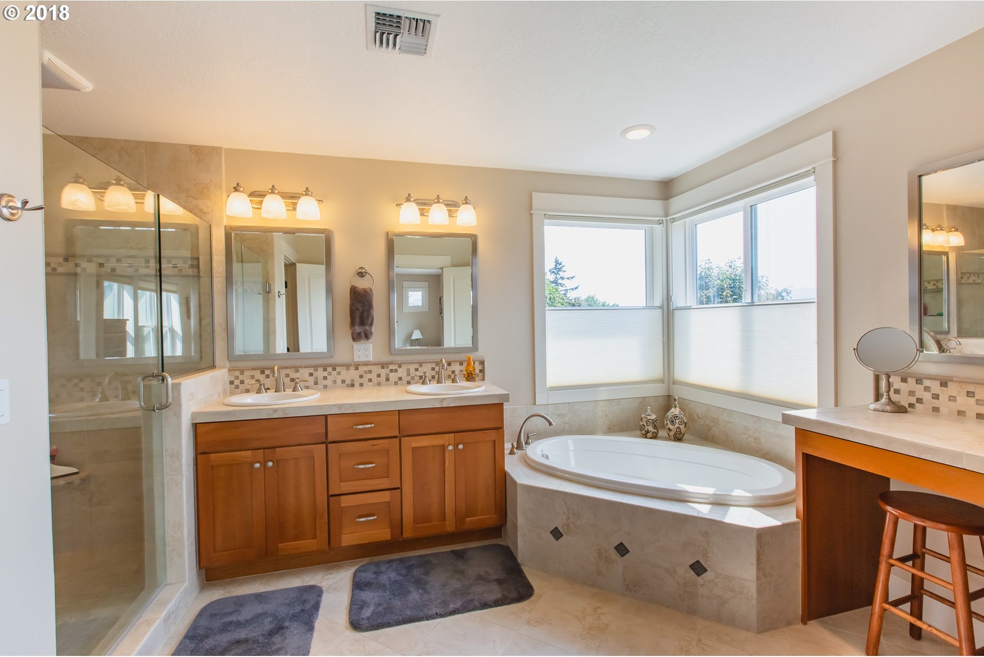 1140 Rodeo Drive White Salmon, WA 98672 - Photo 23 of 32 Gallery Image 23