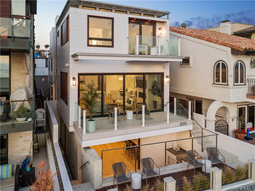 2120 The Strand Hermosa Beach, CA 90254 - Photo 45 of 51