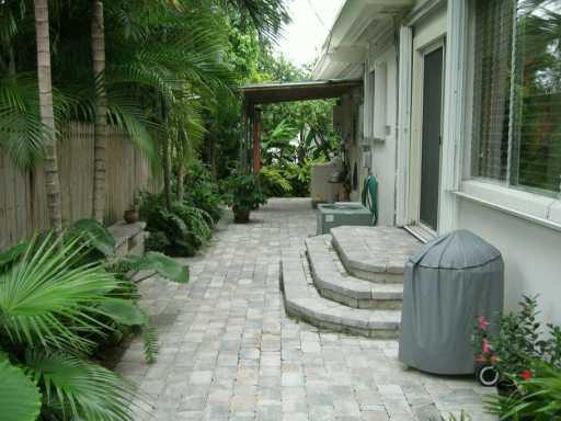 2300 Southwest 24th Street Miami, FL 33145 - Photo 4 of 16