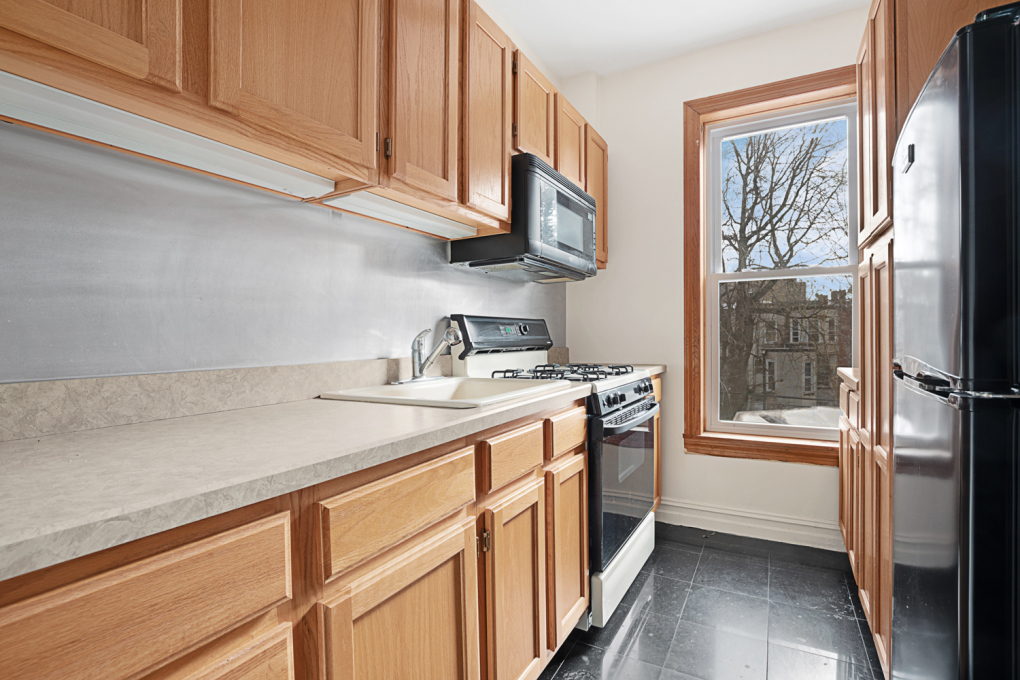 90 Fenimore Street, Unit 2 Brooklyn, NY 11225 - Photo 4 of 11
