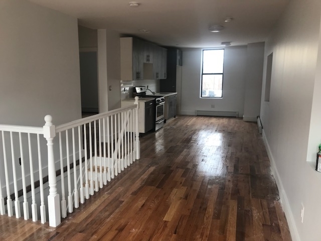 515 Evergreen Avenue, Unit 2 Brooklyn, NY 11221 - Photo 2 of 5