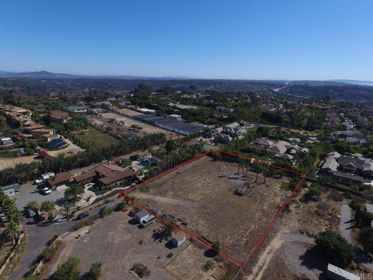 162 South Rancho Santa Fe Road Encinitas, CA 92024 - Photo 4 of 7 looking southeast