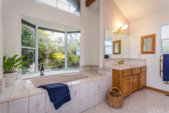 444 Kings Avenue Morro Bay, CA 93442 - Photo 25 of 38