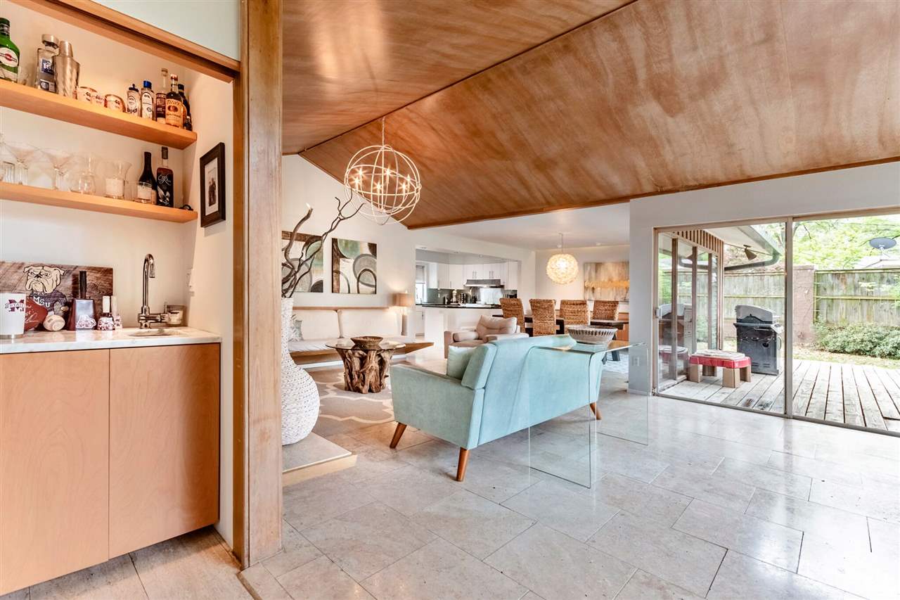 4901 Lake Drive Memphis, TN 38117 - Photo 10 of 22