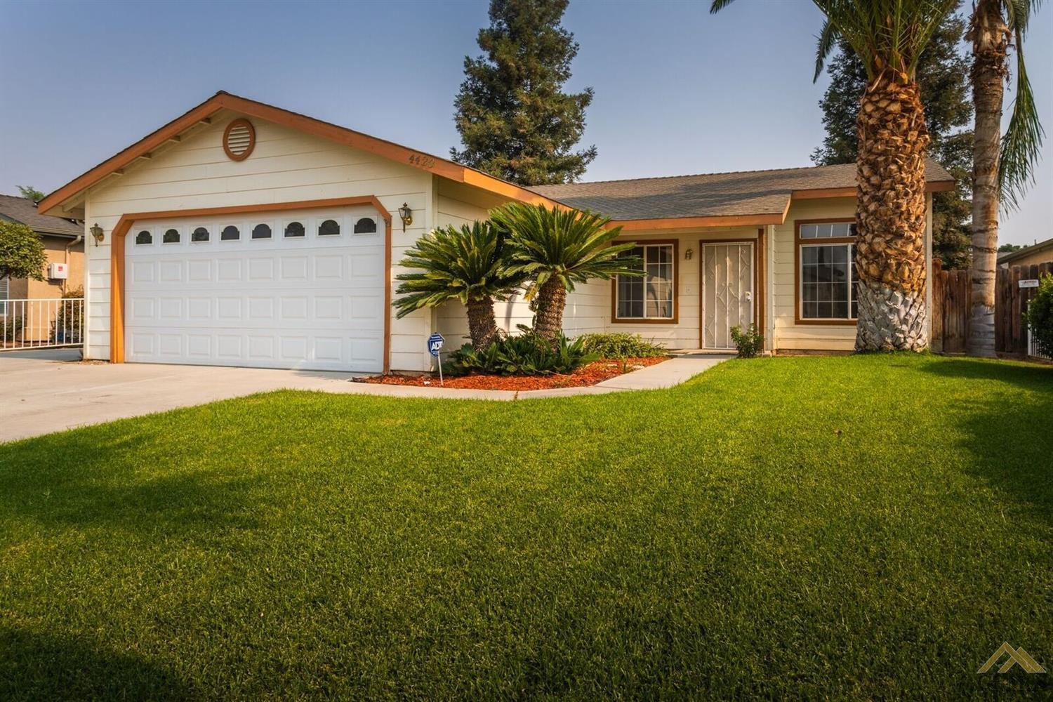 4420 Oregano Road Bakersfield, CA 93313 - Photo 2 of 24 Gallery Image 2