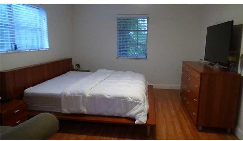 995 Southwest 13th Drive Boca Raton, FL 33486 - Photo 16 of 35