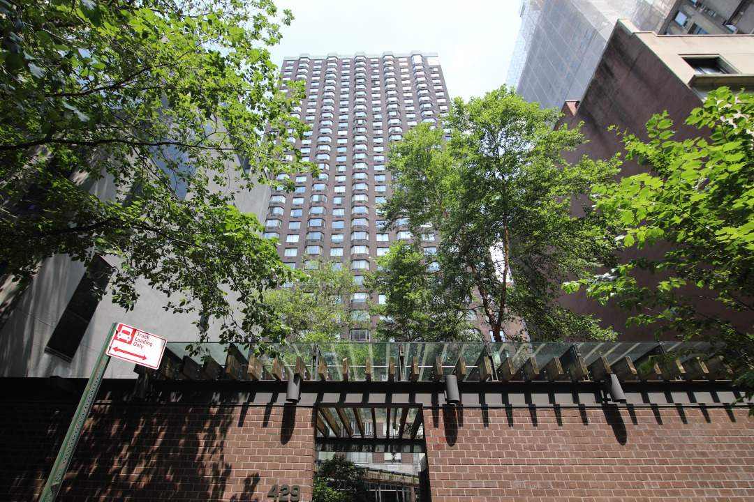 River Court 429 E 52nd St, Manhattan, NY 10022 - Photo 2 of 4