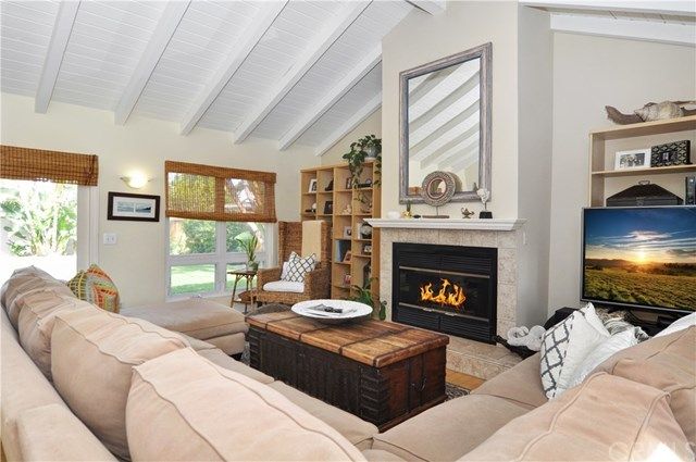 $965,000 | 278 East Wilson Street, Costa Mesa, CA 92627