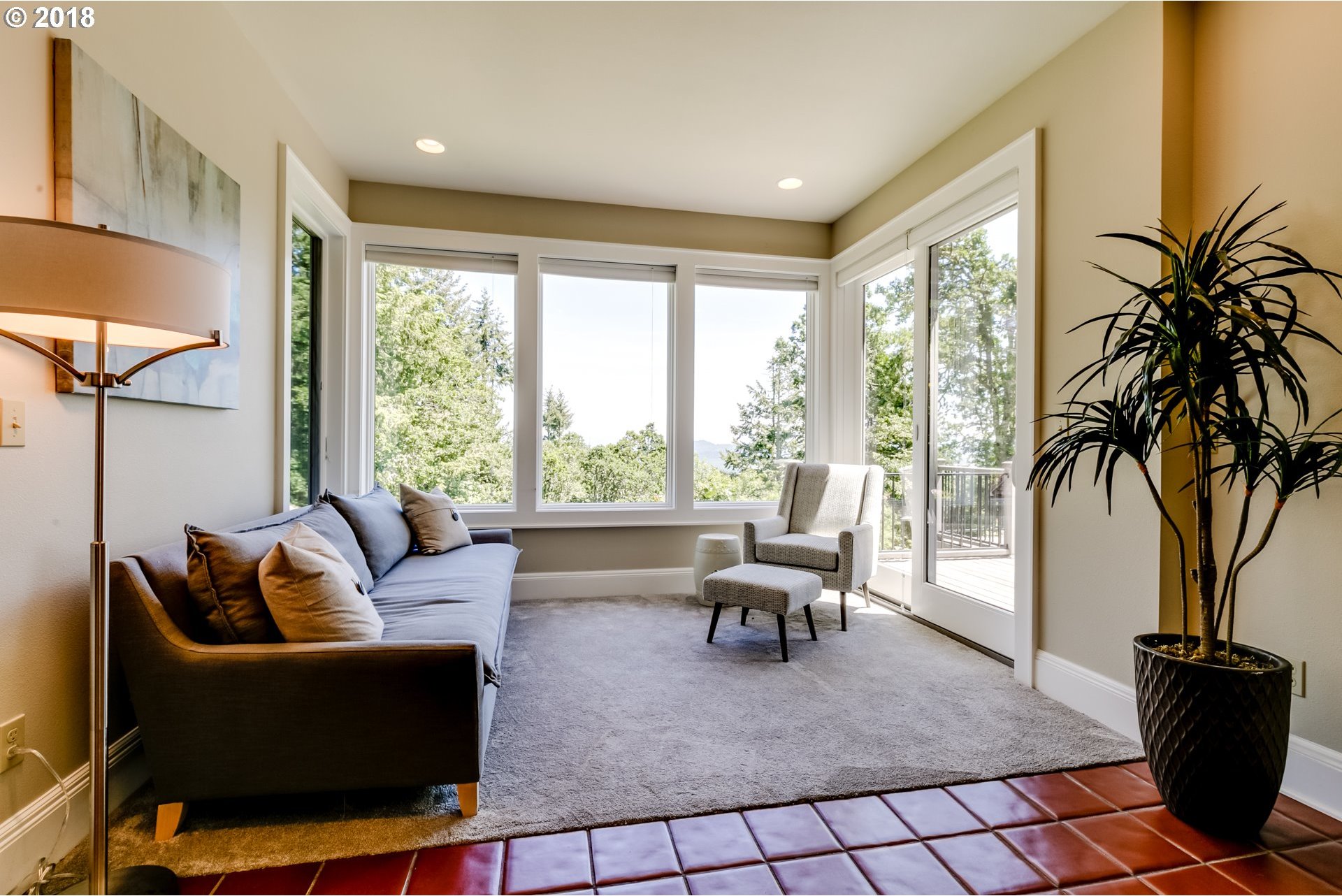 85280 Ridge Top Drive Eugene, OR 97405 - Photo 3 of 32