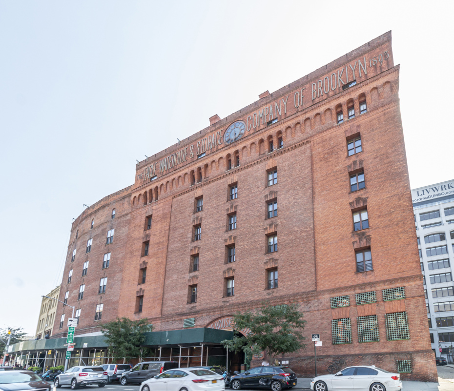 28 Old Fulton St in Brooklyn, NY Compass