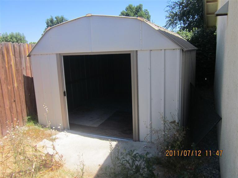 4311 Oregano Road Bakersfield, CA 93313 - Photo 13 of 16