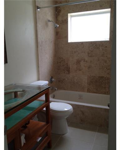 2127 North Park Road Hollywood, FL 33021 - Photo 5 of 5 Gallery Image 5