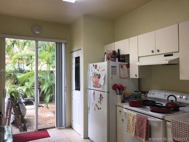 35 Southwest 15th Road Homestead, FL 33030 - Photo 6 of 11