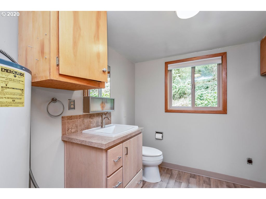 526 Clark Creek Road Longview, WA 98632 - Photo 18 of 26 Gallery Image 18