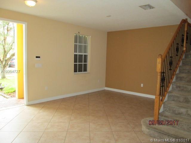 15244 Southwest 9th Way, Unit 15244 Miami, FL 33194 - Photo 5 of 14