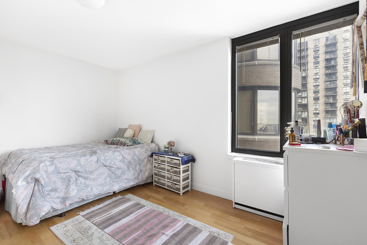 330 East 38th Street, Unit 26K New York, NY 10016 - Photo 5 of 11