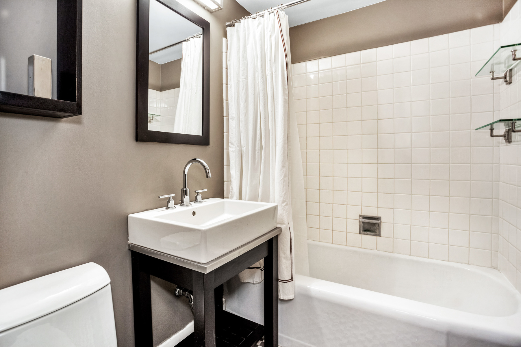 80 Park Avenue, Unit 17B Manhattan, NY 10016 - Photo 6 of 10