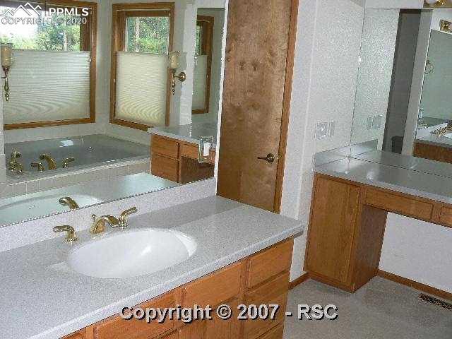 10570 Huntsman Road Colorado Springs, CO 80908 - Photo 16 of 16 Bath 2