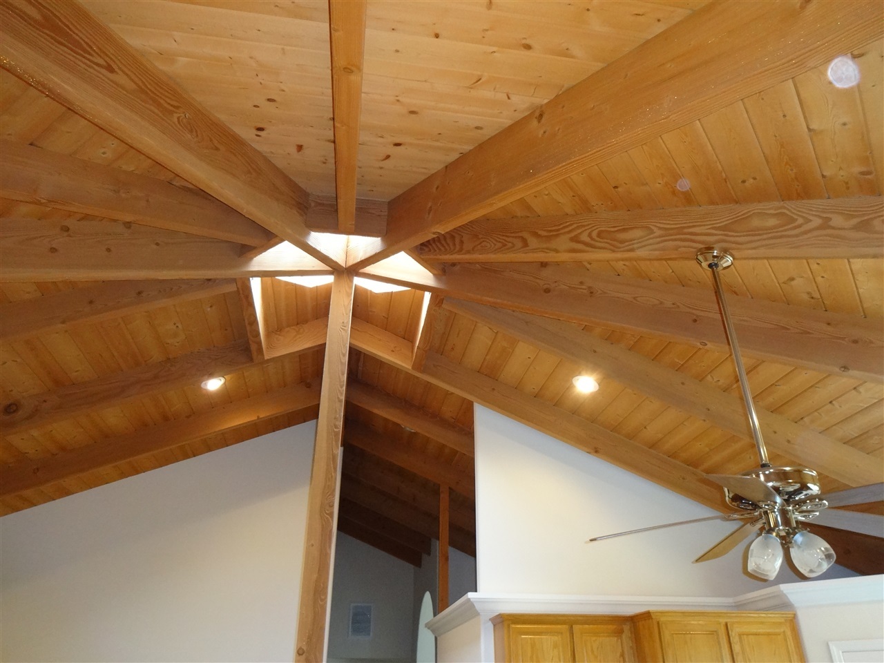 2212 Crest Hill Lane Fallbrook, CA 92028 - Photo 13 of 14 CATHEDRAL CEILING IN DR, FR,KIT