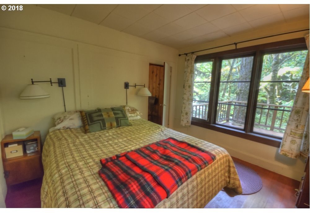 27803 Road 20 Rhododendron, OR 97049 - Photo 14 of 22