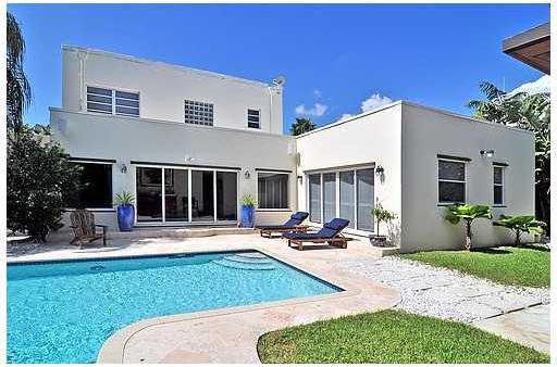 3013 Kirk Street Miami, FL 33133 - Photo 8 of 16