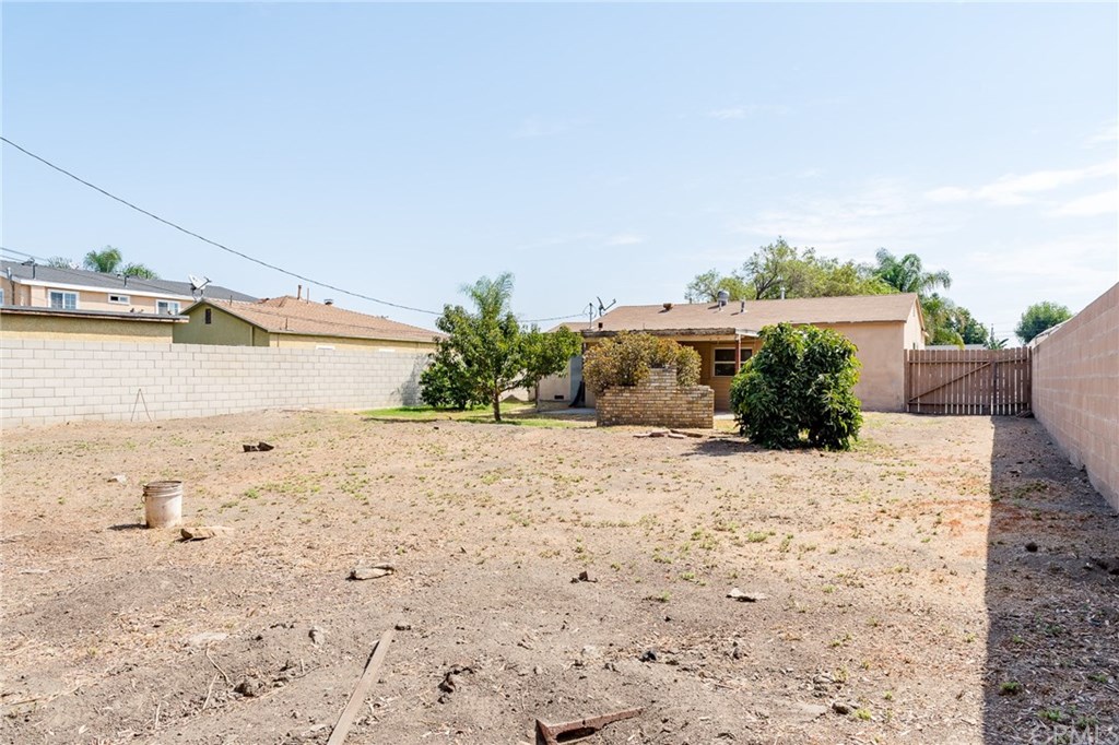 6911 Oregon Street Buena Park, CA 90621 - Photo 4 of 16