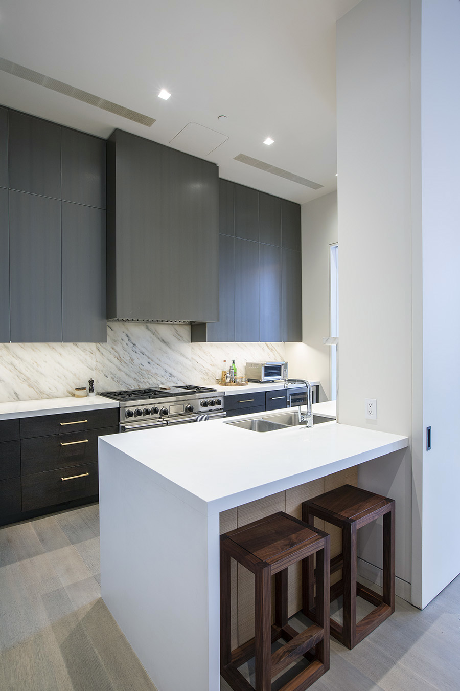 532 West 22nd Street, Unit 5B Manhattan, NY 10011 - Photo 5 of 20