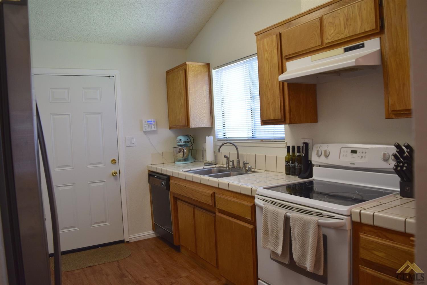 7800 Westfield Road, Unit 29 Bakersfield, CA 93309 - Photo 4 of 15