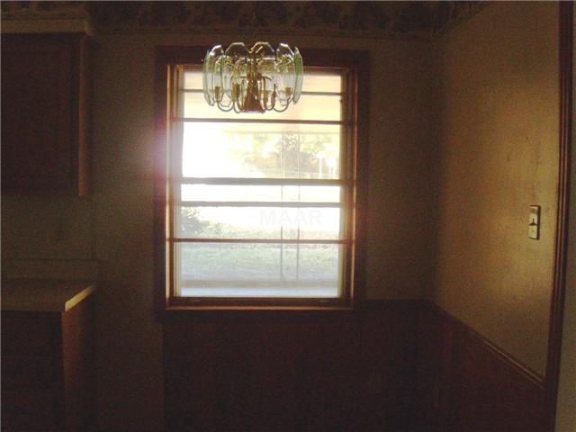 Eat in Kitchen