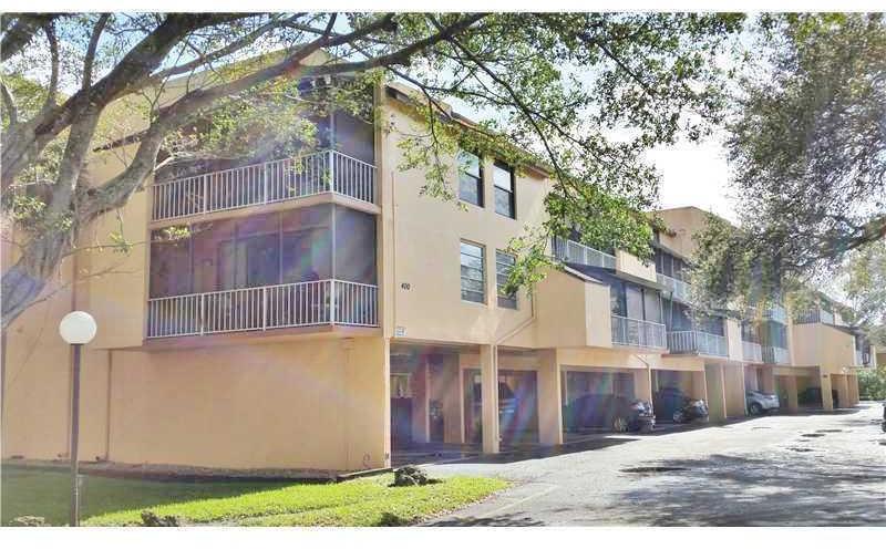 430 Commodore Drive, Unit 301 Plantation, FL 33325 - Photo 7 of 7