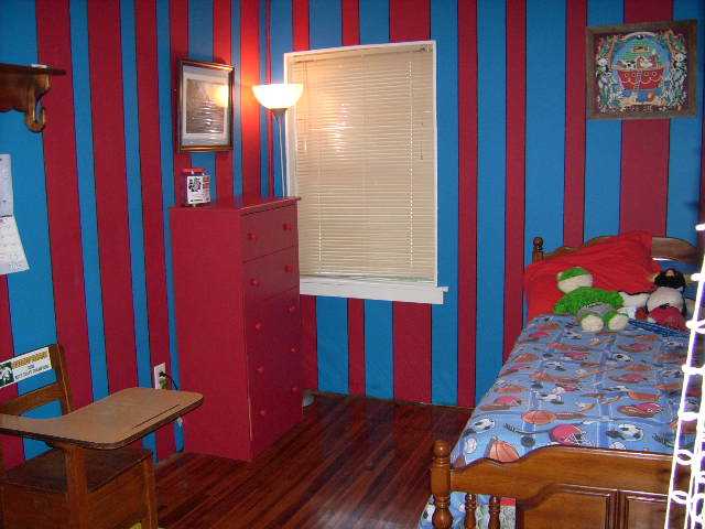 4162 Owen Road Memphis, TN 38122 - Photo 8 of 10 Spiderman would love to have these walls to go home to at night but if you don't like seller will gladly paint color of your choice.