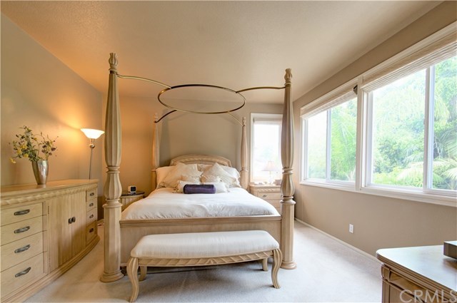 32 Silveroak Irvine, CA 92620 - Photo 17 of 38