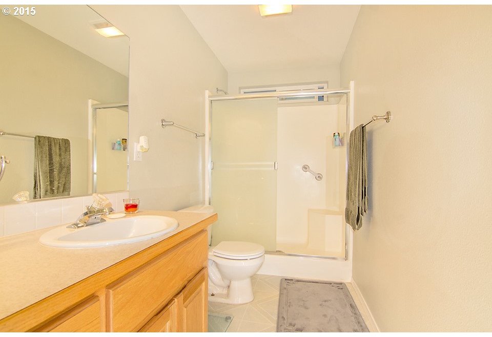 240 Village Drive Winchester, OR 97495 - Photo 19 of 19