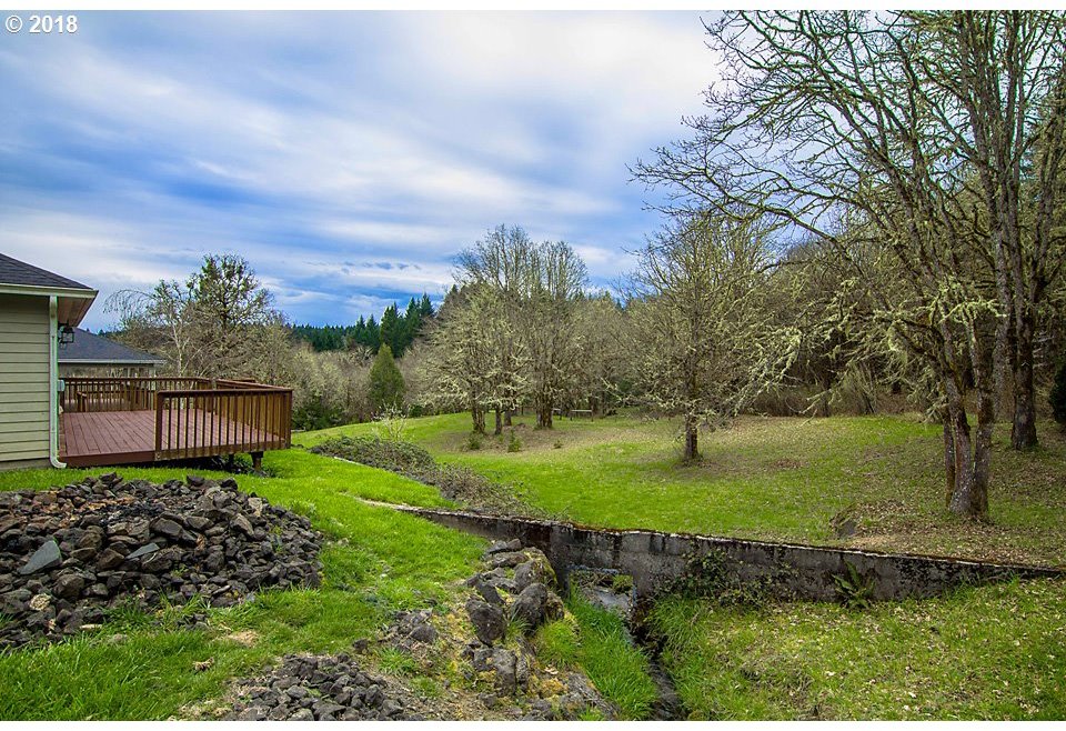 732 Becker Road Roseburg, OR 97471 - Photo 29 of 32