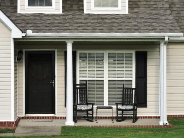 705 Crescent Road Murfreesboro, TN 37128 - Photo 2 of 30 Welcome home to 705 Crescent Rd!