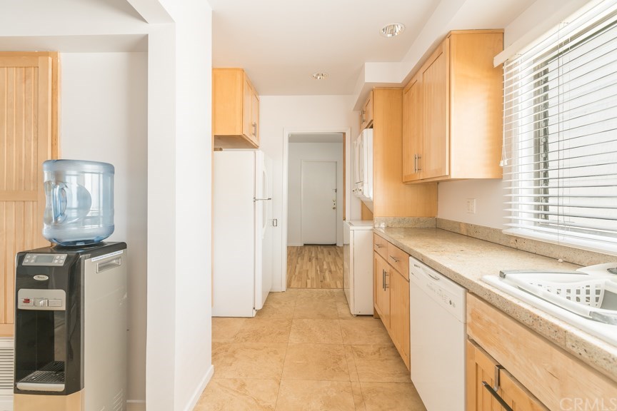 356 Cliff Drive, Unit 2 Pasadena, CA 91107 - Photo 5 of 18