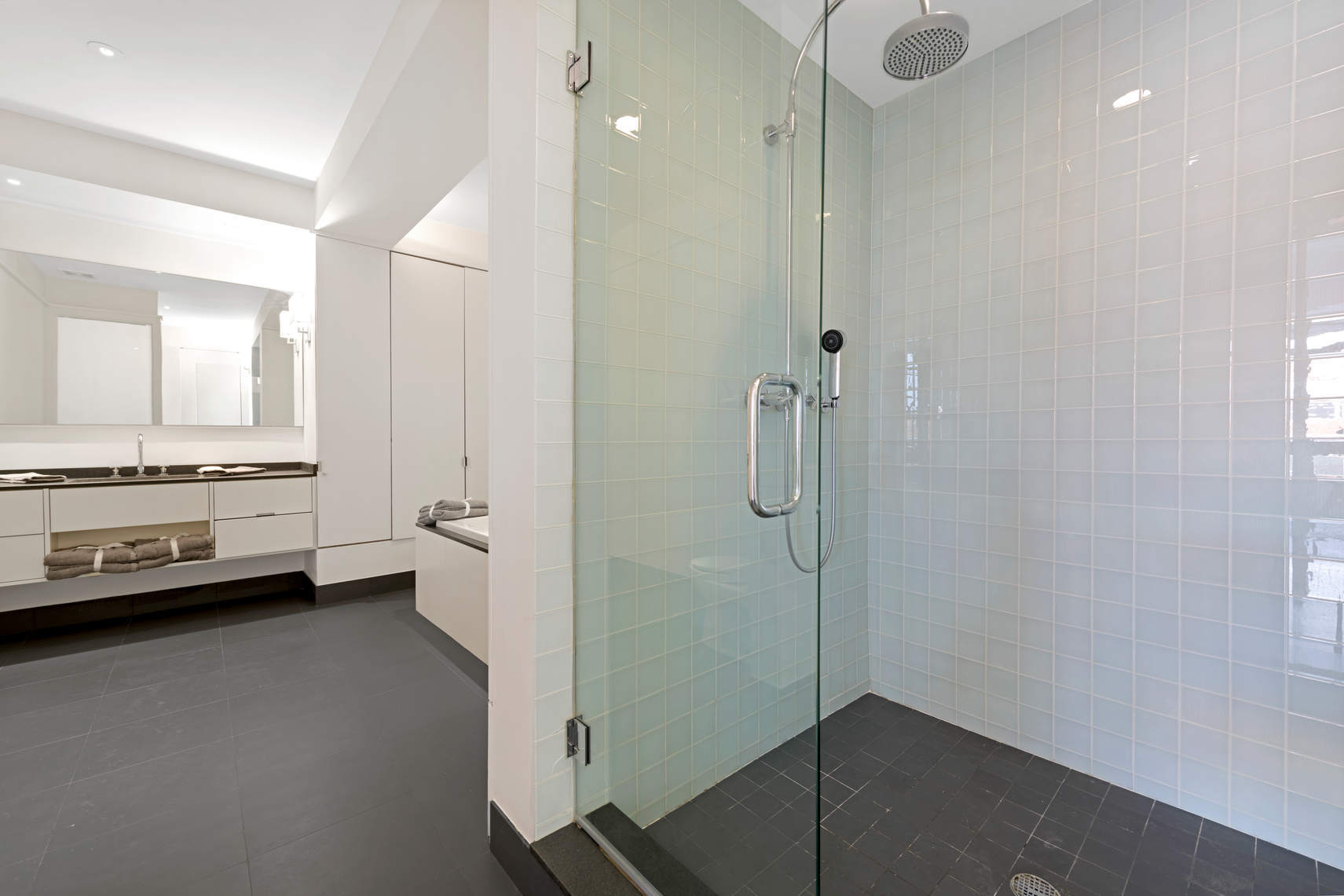 111 Barrow Street, Unit 8C Manhattan, NY 10014 - Photo 10 of 12