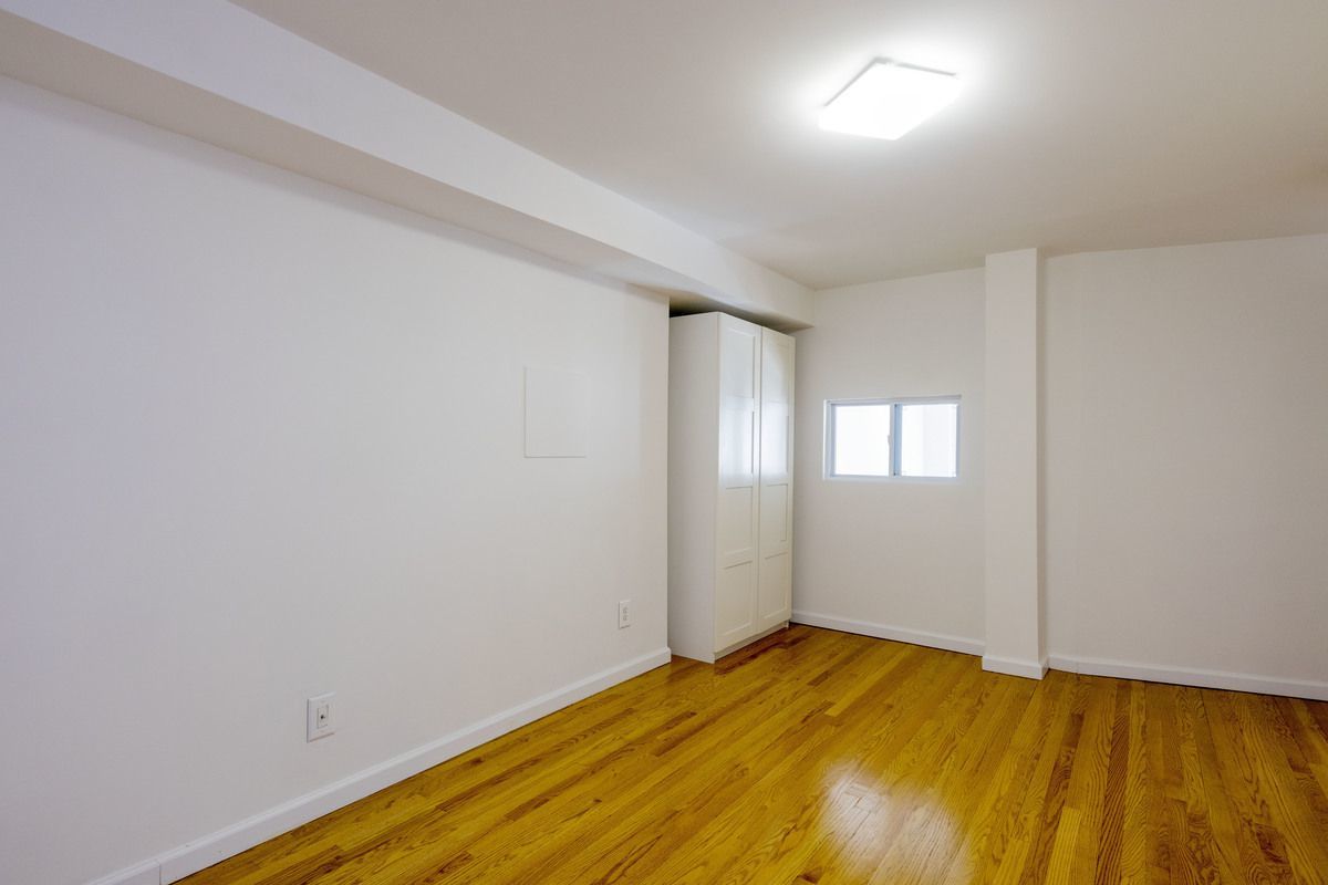 215 West 84th Street, Unit 127 Manhattan, NY 10024 - Photo 5 of 10