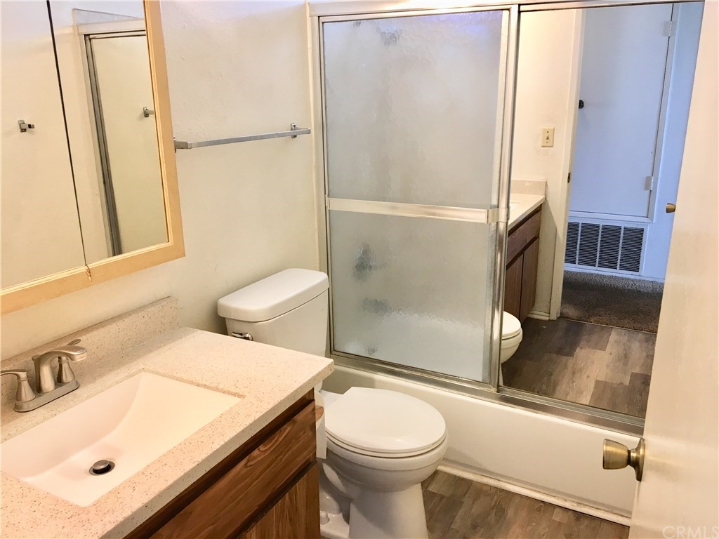 700 West Walnut Avenue, Unit 8 Orange, CA 92868 - Photo 12 of 20