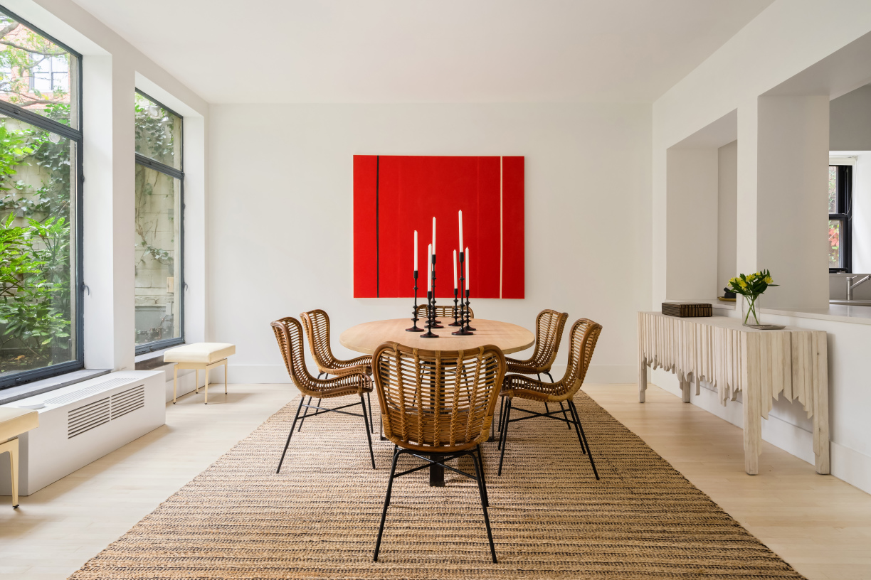 134 Charles Street, Unit The Flat Manhattan, NY 10014 - Photo 2 of 10