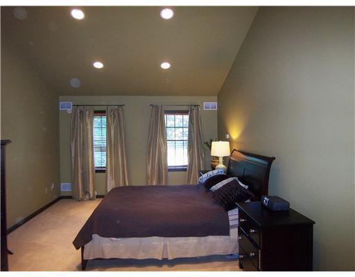 2272 Rochester Road Franklin Park, PA 15237 - Photo 6 of 13 Gallery Image 6